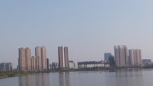 梦湖东岸